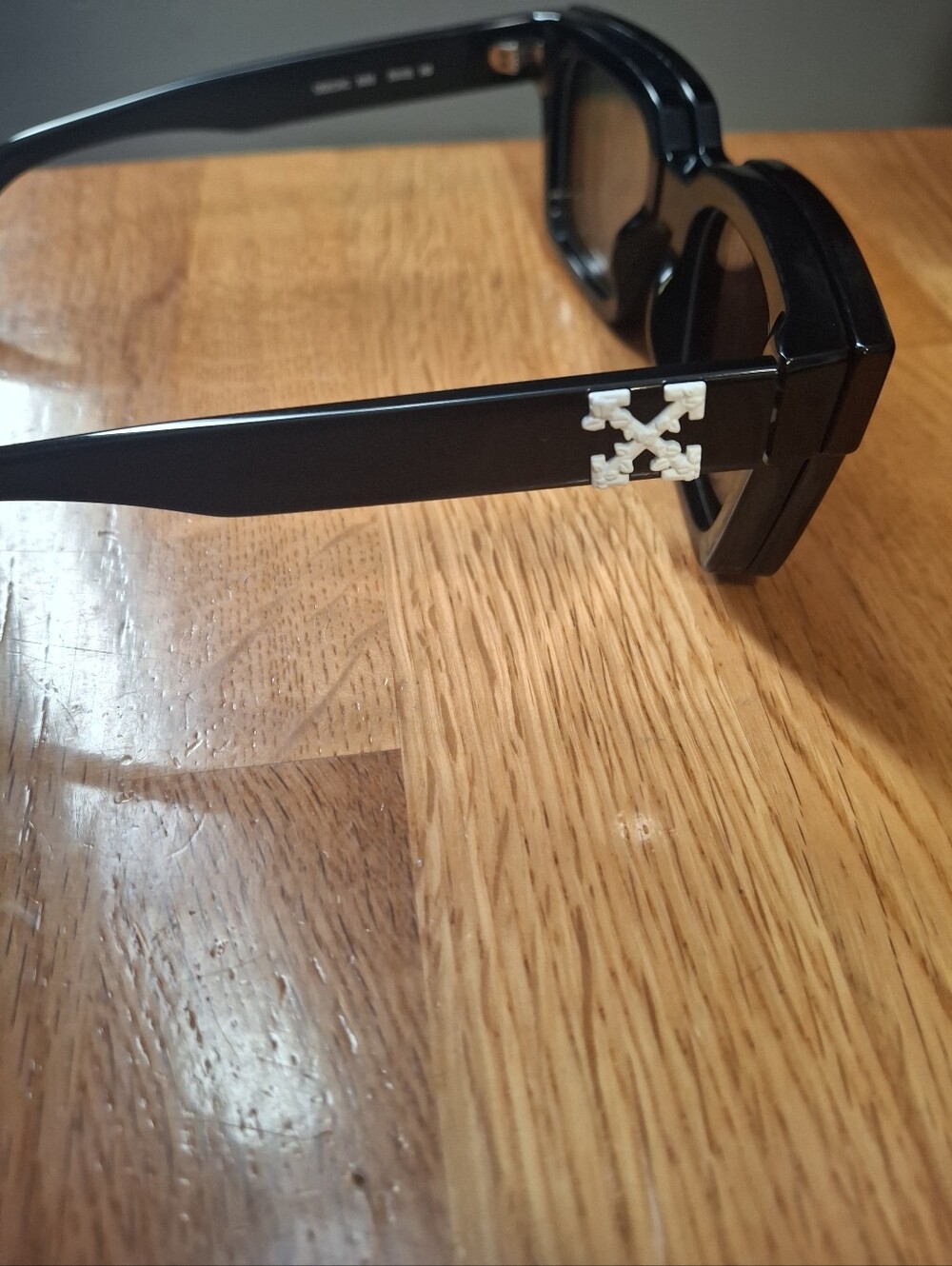 Off-White Clip On Sunglasses NIB - Picture 9 of 16